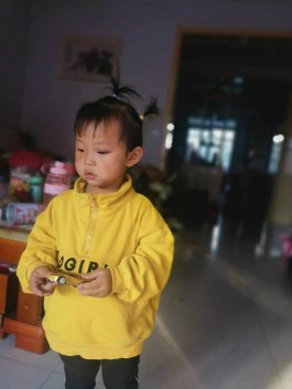 失踪人员：胡悦